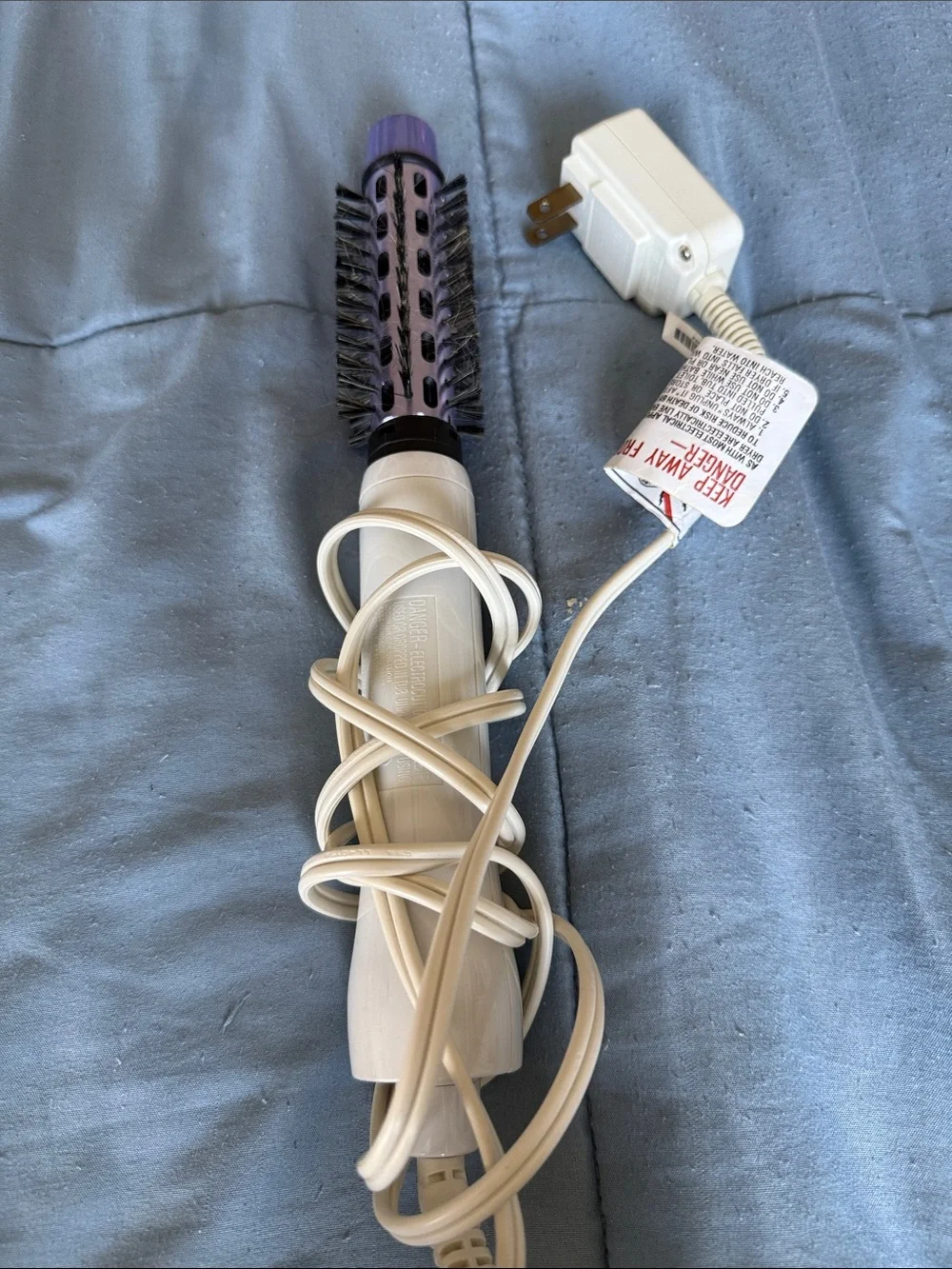 Round Hot Air Brush in White with Purple Barrel